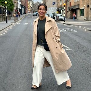 Meet your Posher, Kelly